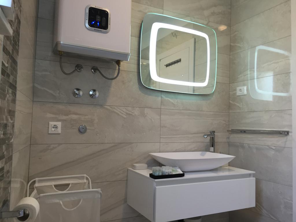 Apartment Panoss ロヴィニ エクステリア 写真